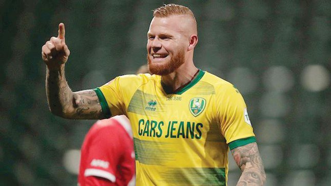 Phiên chợ bạc tỷ ở V-League