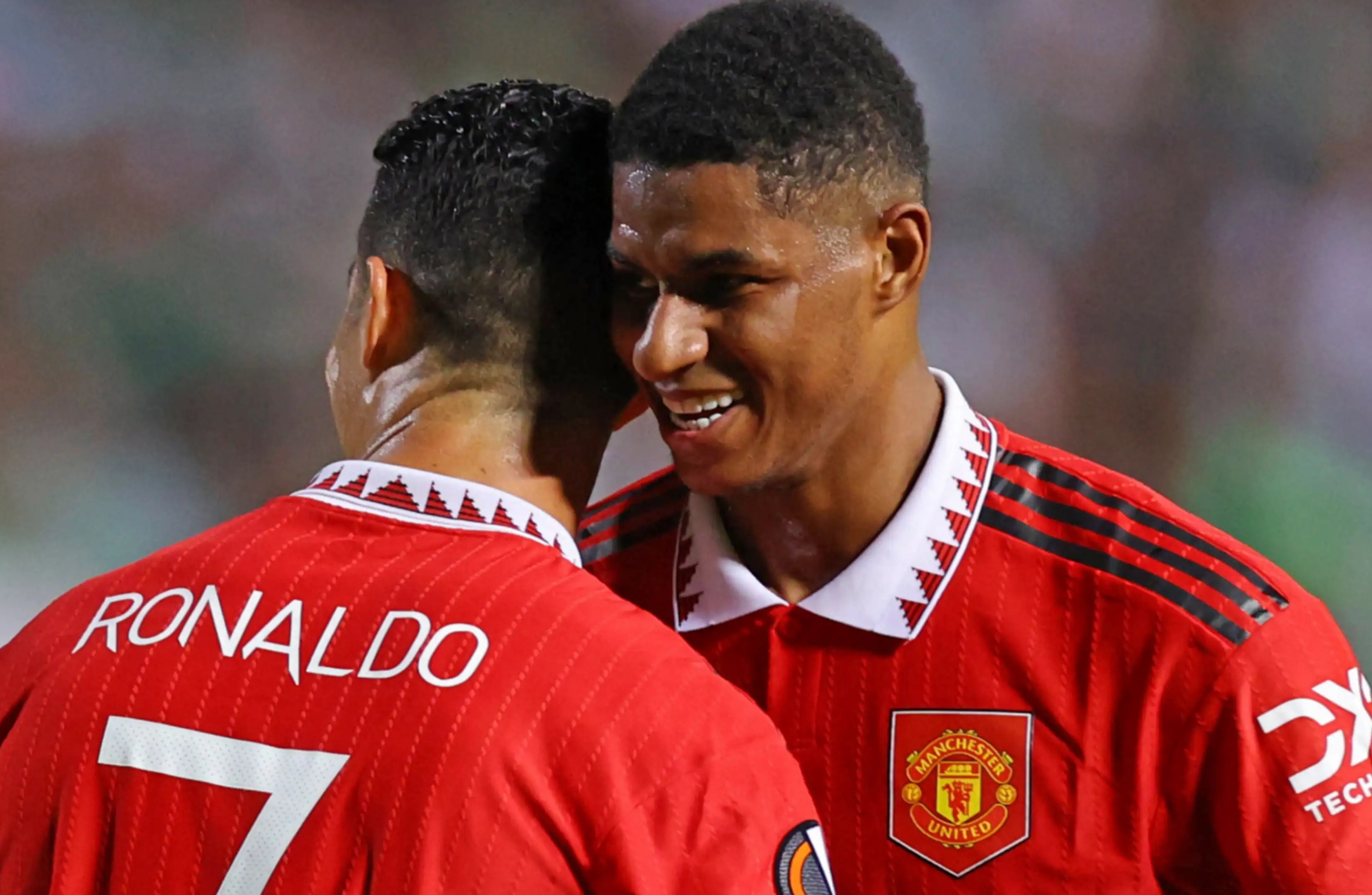 Sao MU giữ khư khư món quà ‘không thể chạm tới’ của Ronaldo