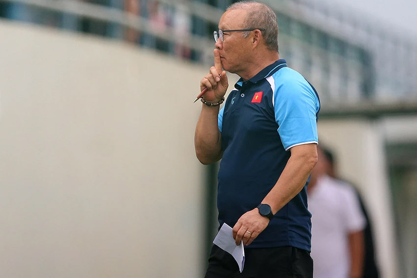 Chuyện ông Park bay từ Thái Lan về Việt Nam rồi qua Indonesia