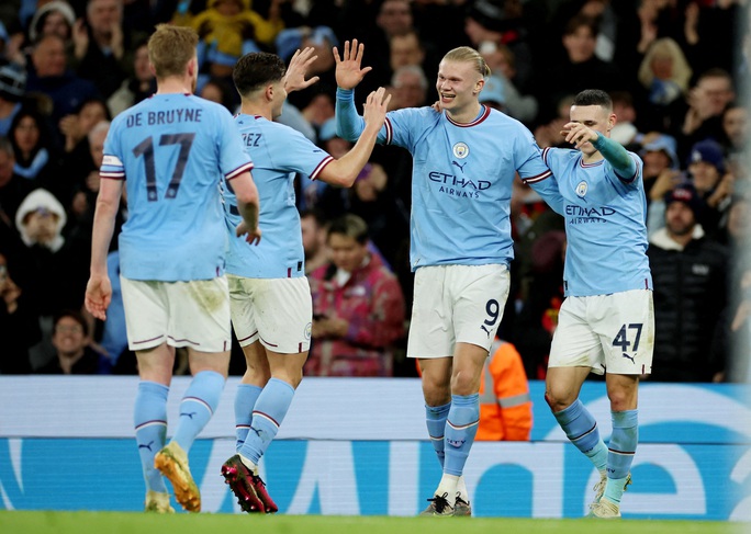 Haaland lập hat-trick khủng, Man City hạ Burnley vào bán kết FA Cup