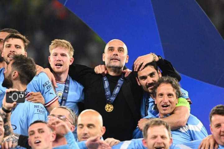 Man City chi hơn 1 tỷ bảng Anh mua sắm cầu thủ