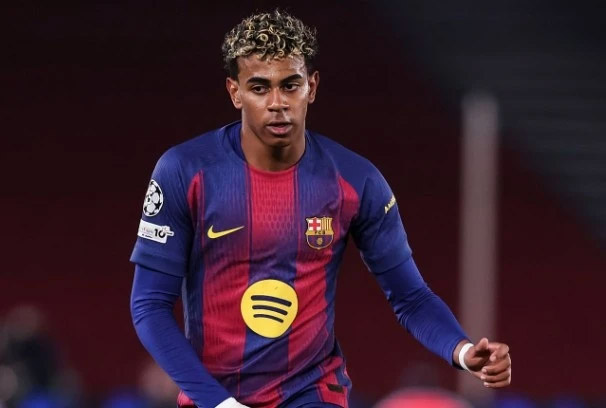 Yamal làm nên lịch sử