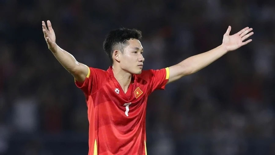 Thêm cầu thủ Việt Nam được triệu tập lên đội hình đấu Man United
