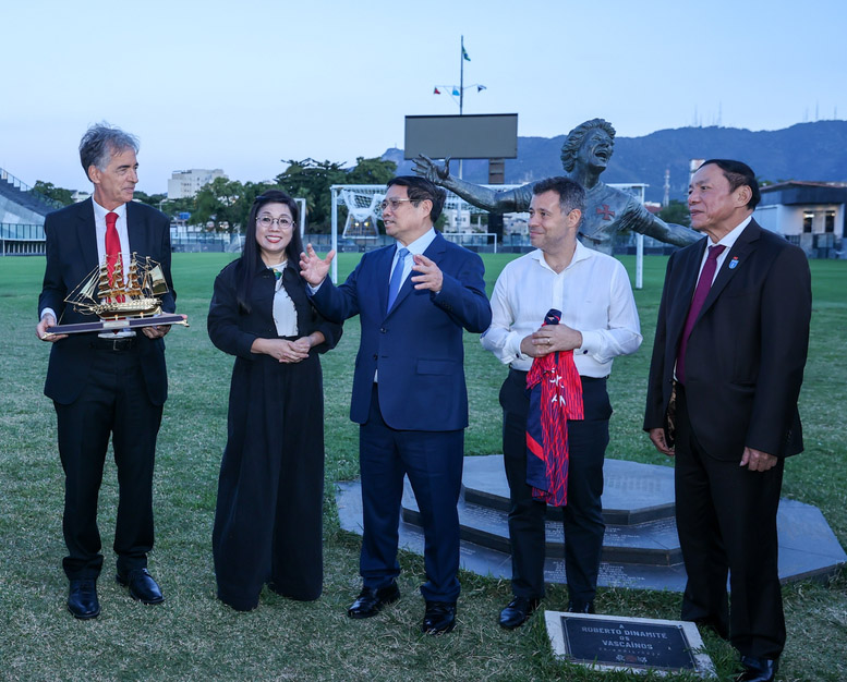 Thủ tướng Phạm Minh Chính thăm Câu lạc bộ Bóng đá hàng đầu Brazil, thúc đẩy hợp tác với Việt Nam