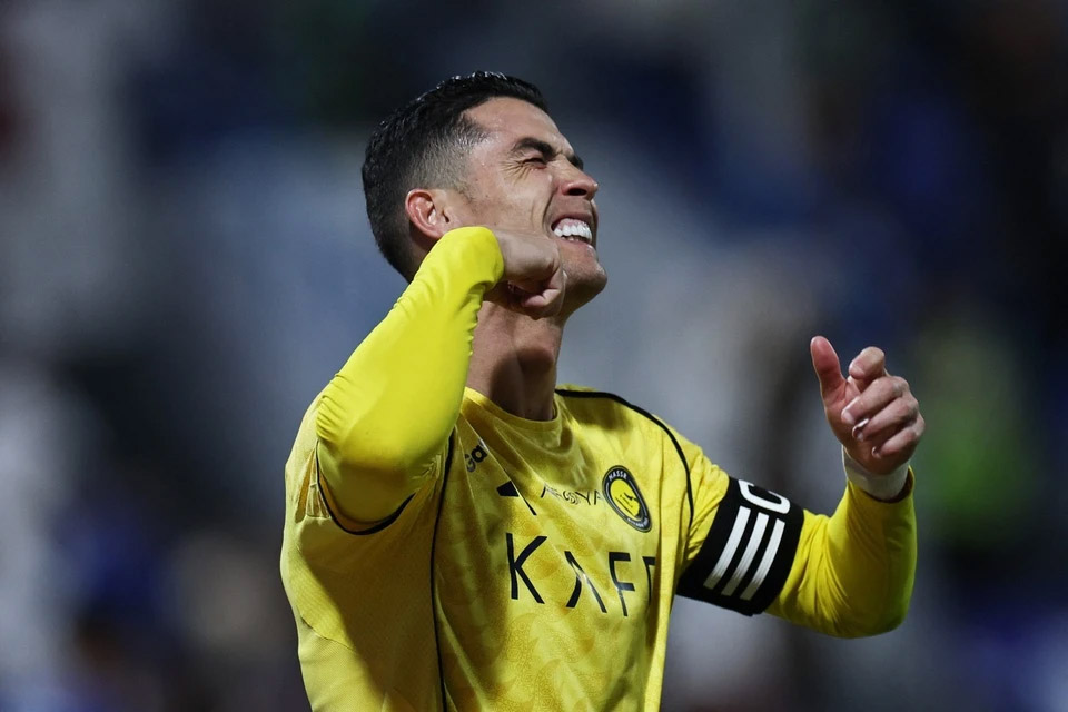 Ronaldo đã đúng khi nổi giận với Al Hilal
