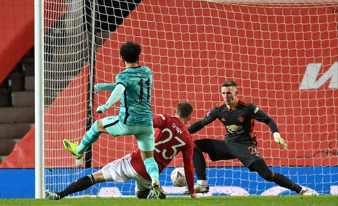 Man Utd đá Liverpool khỏi Cup FA